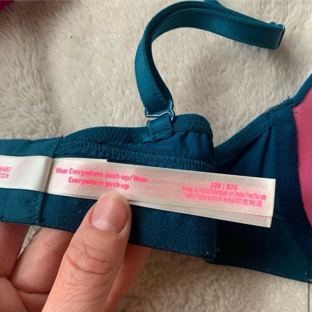 PINK Victoria's Secret bundle of three (3) bras 32B - Picture 5 of 5